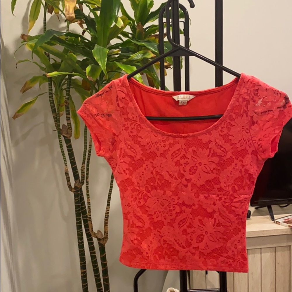 Crop top